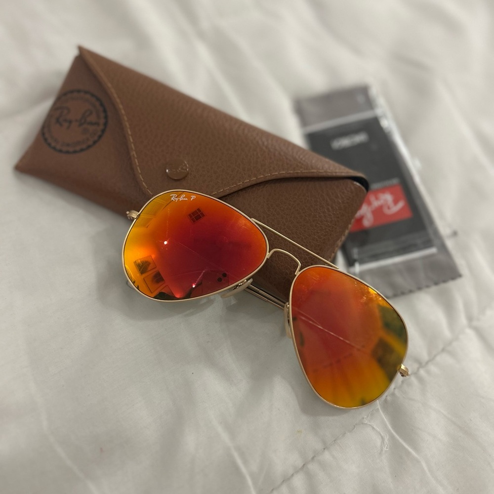 Ray-Ban Aviator polarized Sunglasses with Orange Lenses